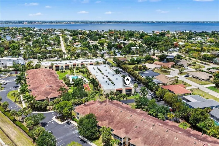 12501 Mcgregor Blvd 10, Fort Myers, Florida 33919