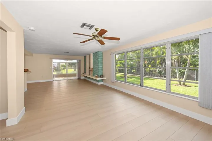 1442 Woodwind Ct, Fort Myers, Florida 33919