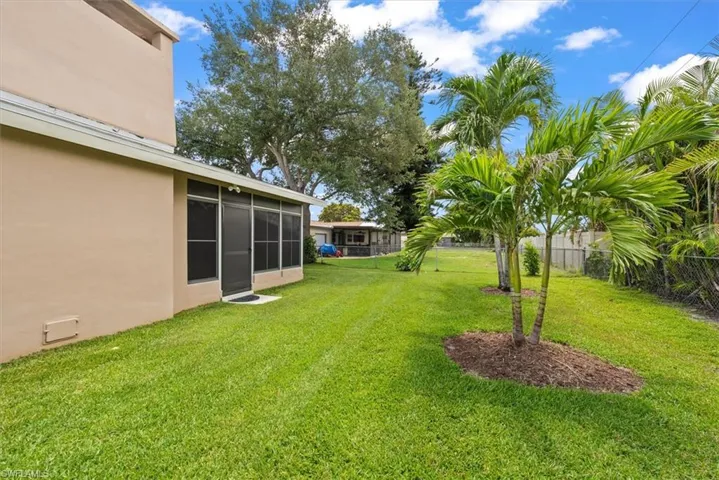 1442 Woodwind Ct, Fort Myers, Florida 33919