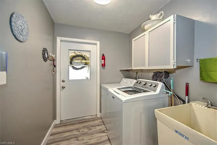 19988  Lake Vista  CIR, Lehigh Acres, FL 33936
