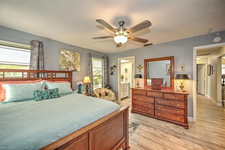 19988  Lake Vista  CIR, Lehigh Acres, FL 33936