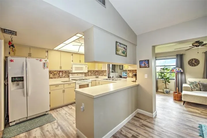 19988  Lake Vista  CIR, Lehigh Acres, FL 33936