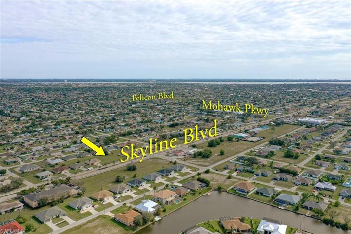 3623  Skyline  BLVD, CAPE CORAL, FL 33914