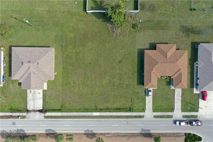 3623  Skyline  BLVD, CAPE CORAL, FL 33914