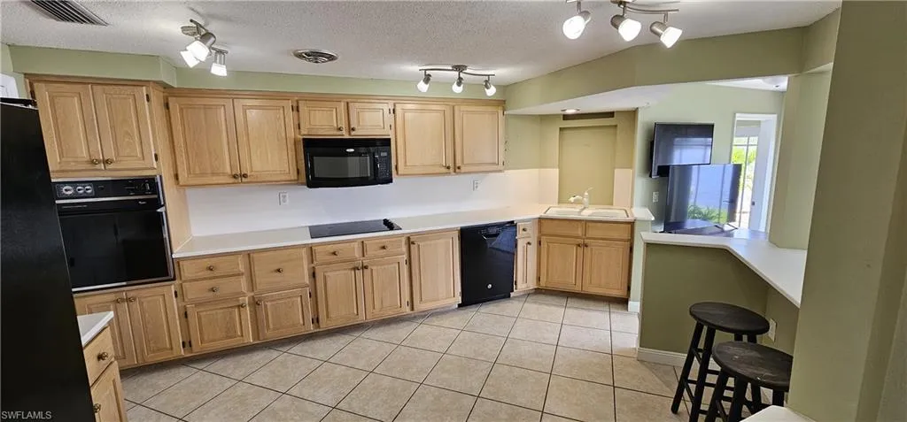 1802 Lakeview Blvd, North Fort Myers, Florida 33903