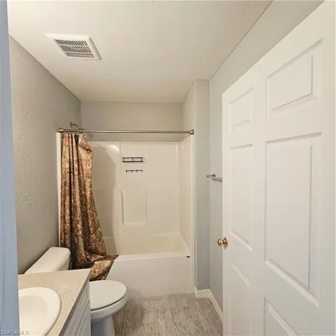 2509 42nd St W, Lehigh Acres, Florida 33971