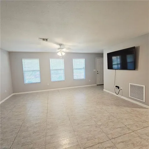 2509 42nd St W, Lehigh Acres, Florida 33971