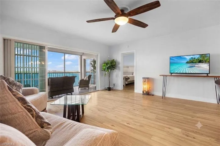 1901 Clifford St 1402, Fort Myers, Florida 33901