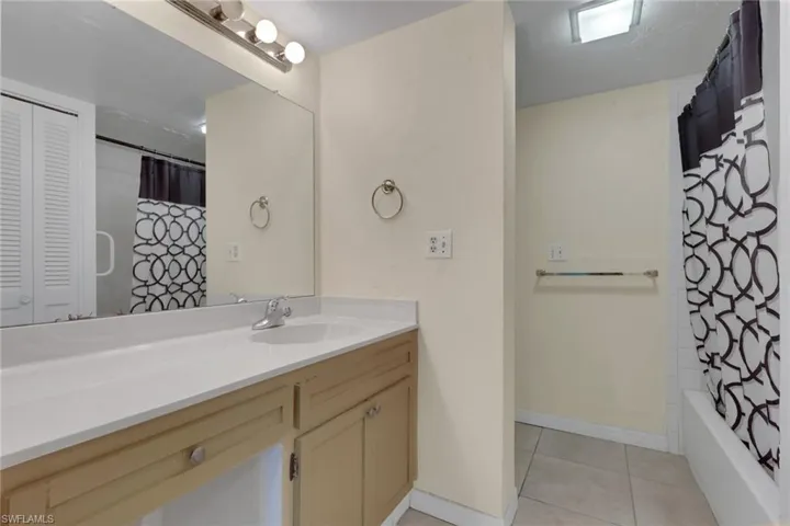 3460 Key Dr 415, North Fort Myers, Florida 33903