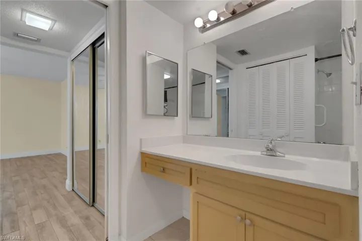 3460 Key Dr 415, North Fort Myers, Florida 33903