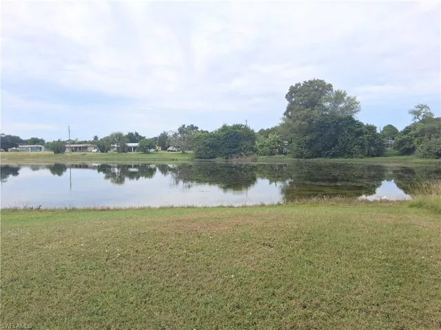 117 Coolidge Ave, Lehigh Acres, Florida 33936