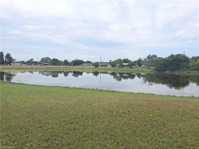117 Coolidge Ave, Lehigh Acres, Florida 33936