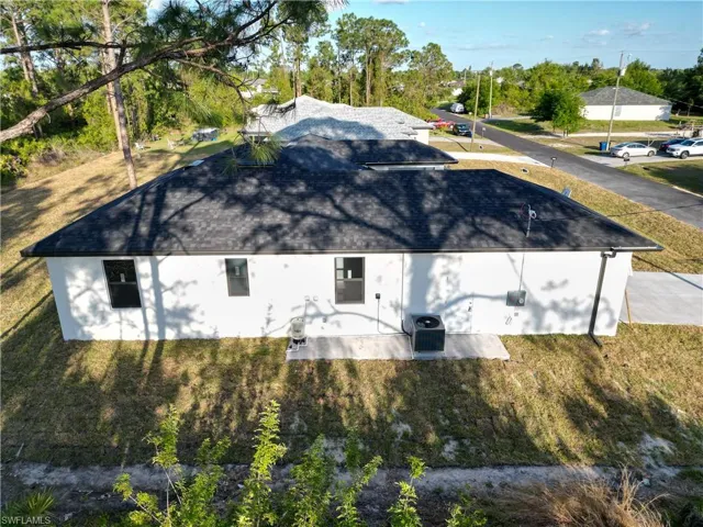Aerial view of property and surrounding area