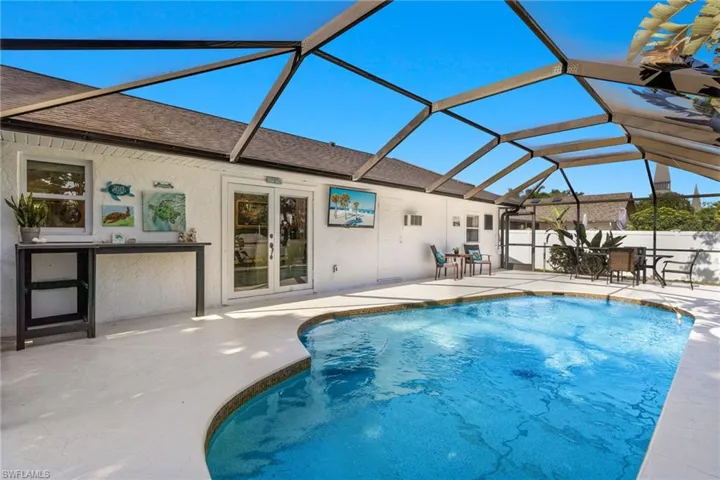 1323  Piper  BLVD, Naples, FL 34110