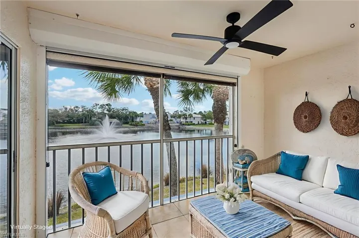 828  Gulf Pavilion  DR, Naples, FL 34108