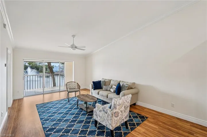 828  Gulf Pavilion  DR, Naples, FL 34108