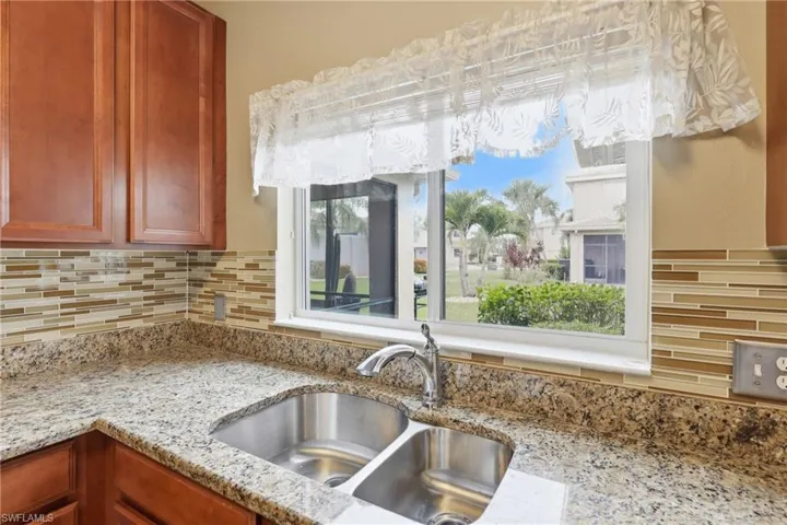 3818 Clearbrook Ln, Fort Myers, Florida 33966