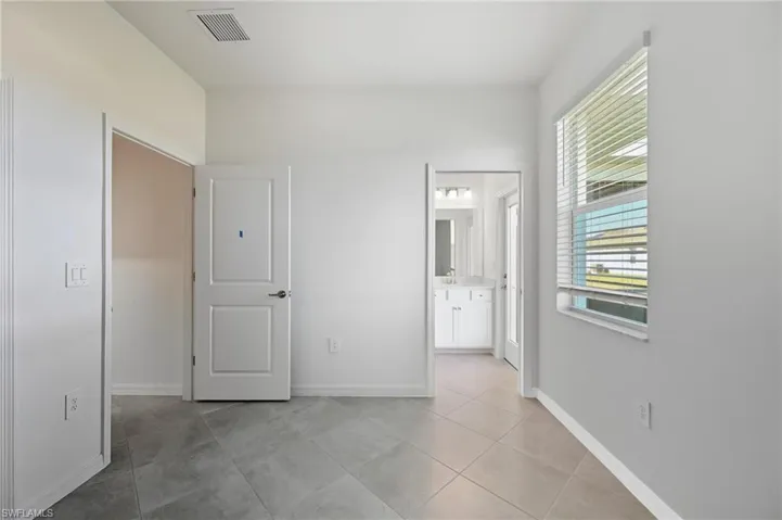 18652 Marlin Kite Ln, North Fort Myers, Florida 33917