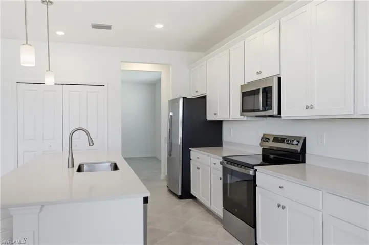 18652 Marlin Kite Ln, North Fort Myers, Florida 33917