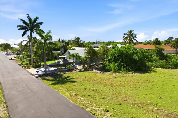 3759 Manatee Dr, Other, Florida 33956