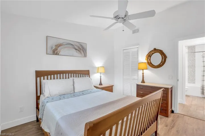 7300 Glenmoor LN # 1308, NAPLES FL 34104
