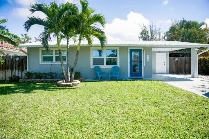 560 E Valley  DR, Bonita Springs, FL 34134