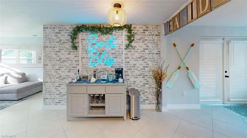 560 E Valley  DR, Bonita Springs, FL 34134