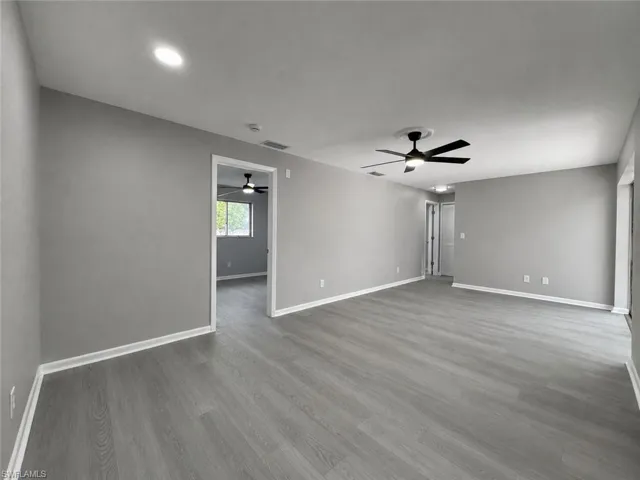 1815 Se 15th Ter, Cape Coral, Florida 33990