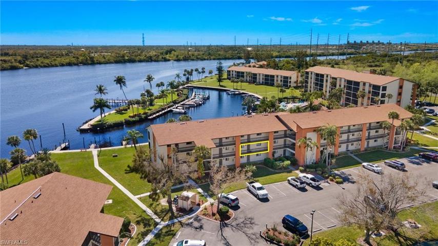 16150  Bay Pointe  BLVD, North Fort Myers, FL 33917