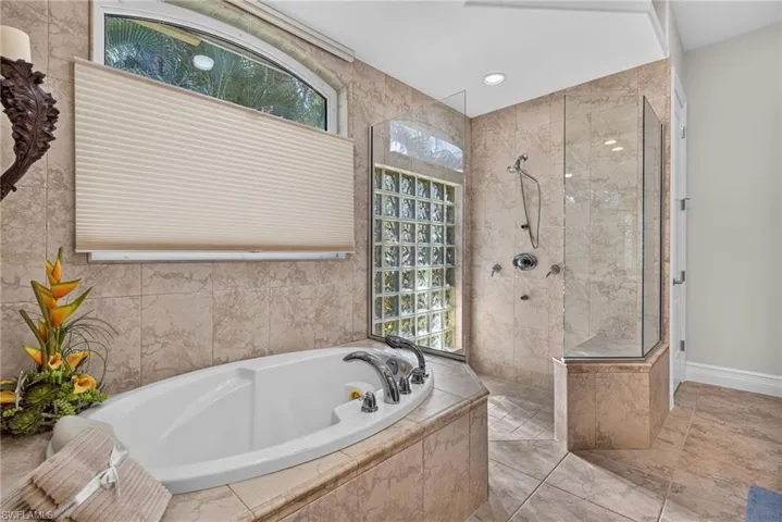 15600 Catalpa Cove Dr, Fort Myers, Florida 33908