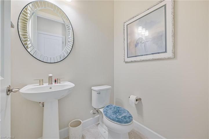 6830 Greenbriar CT, NAPLES FL 34114