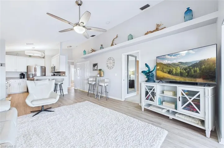 925 Sw 47th Ter 201, Cape Coral, Florida 33914
