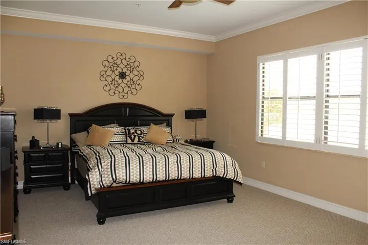 10474 Smokehouse Bay Dr 102, Naples, Florida 34120