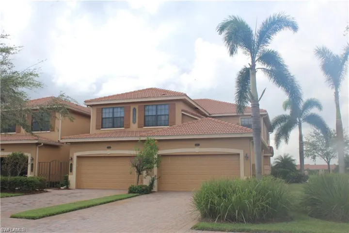 10474 Smokehouse Bay Dr 102, Naples, Florida 34120