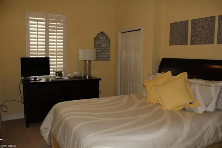10474 Smokehouse Bay Dr 102, Naples, Florida 34120