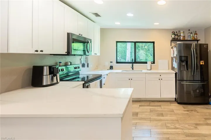2931 18th Ave Ne, Naples, Florida 34120