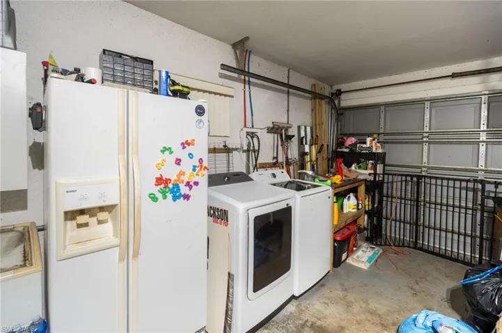 2931 18th Ave Ne, Naples, Florida 34120