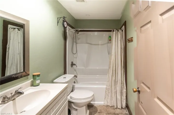2931 18th Ave Ne, Naples, Florida 34120