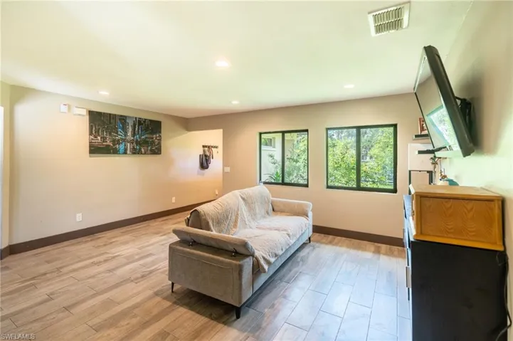 2931 18th Ave Ne, Naples, Florida 34120