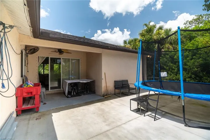 2931 18th Ave Ne, Naples, Florida 34120