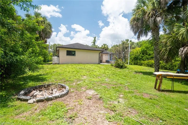 2931 18th Ave Ne, Naples, Florida 34120