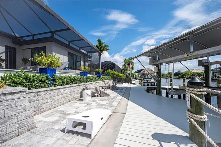 1003 Nw 35th Ave, Cape Coral, Florida 33993