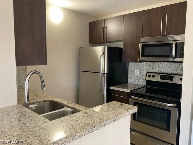 161 Santa Clara Dr, Naples, Florida 34104