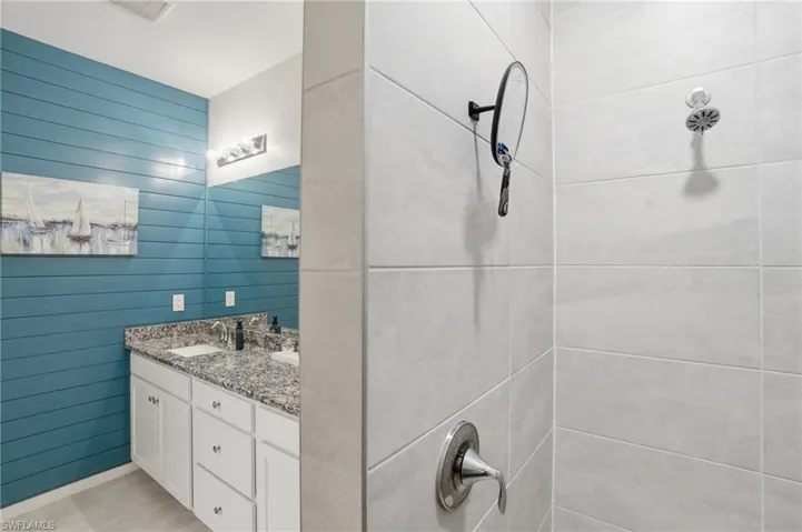 2704 Sw 15th Ave, Cape Coral, Florida 33914