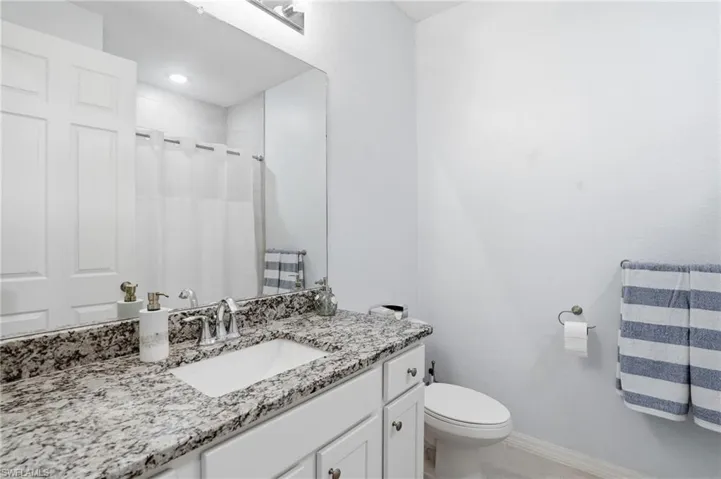 2704 Sw 15th Ave, Cape Coral, Florida 33914