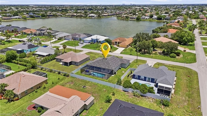 2704 Sw 15th Ave, Cape Coral, Florida 33914