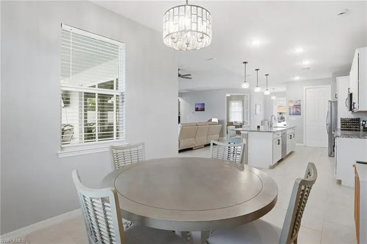 2704 Sw 15th Ave, Cape Coral, Florida 33914