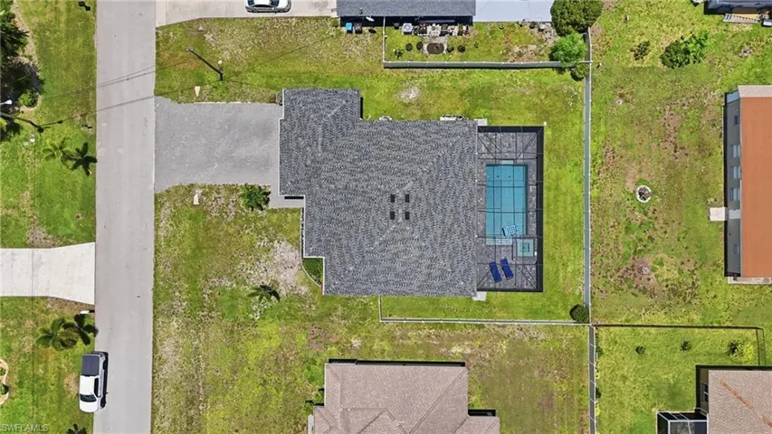 2704 Sw 15th Ave, Cape Coral, Florida 33914