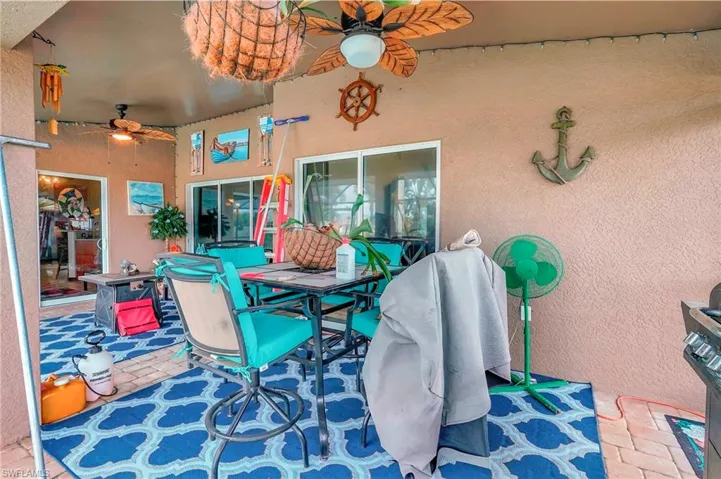 View of patio / terrace with ceiling fan