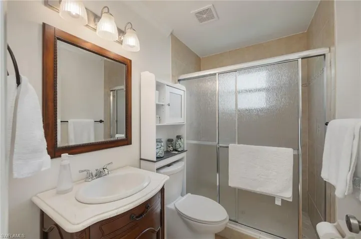 5179  Sycamore  DR, Naples, FL 34119